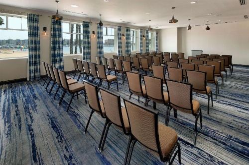 Jamaica Bay Inn Marina Del Rey Tapestry Collection by Hilton image 8